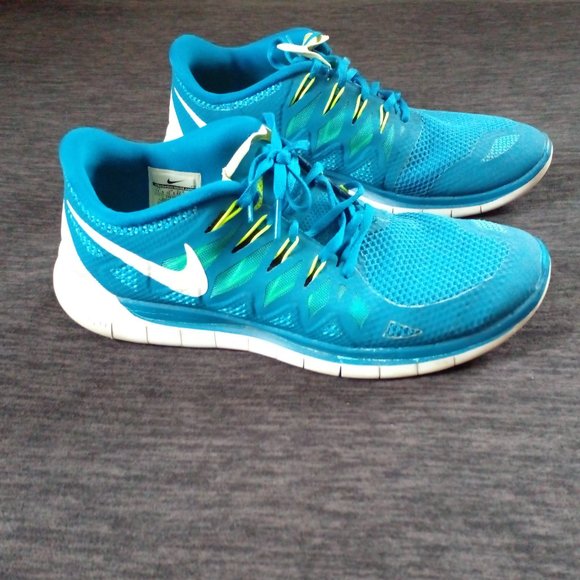 Men's Nike 5.0 size 11.5 running shoes - Picture 2 of 9